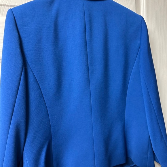 Summer suit - Picture 3 of 4